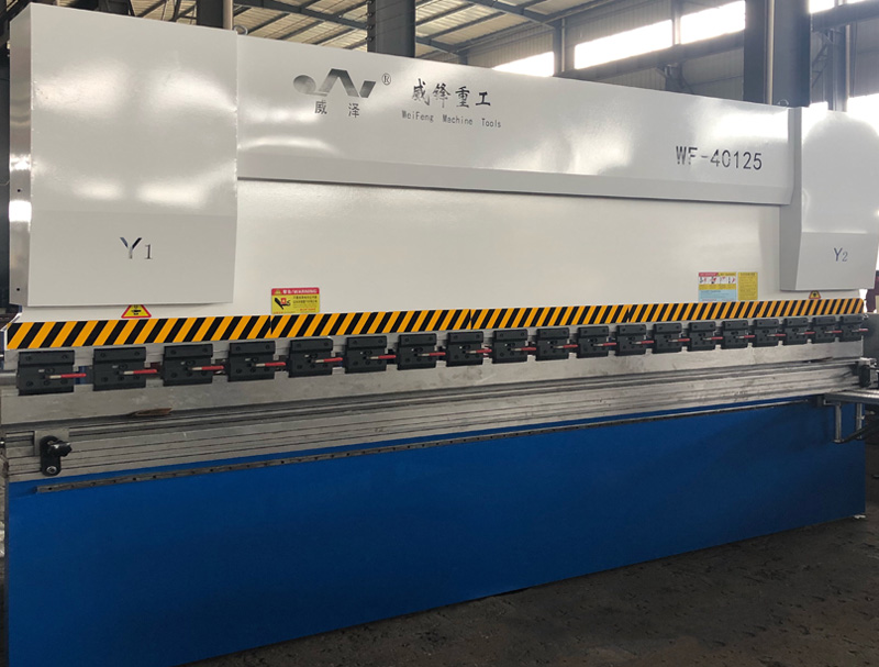 WF40125折彎機(jī) WF40125折彎機(jī)